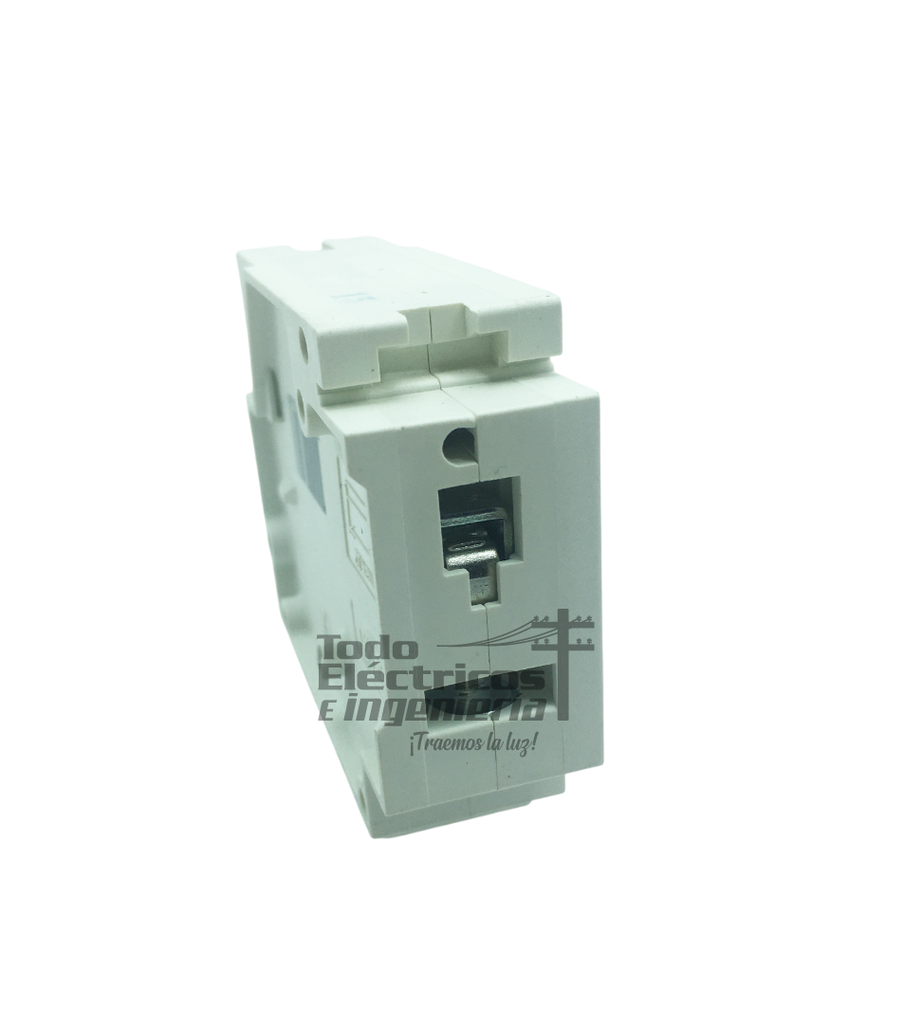 BREAKER ENCHUFABLE 30      